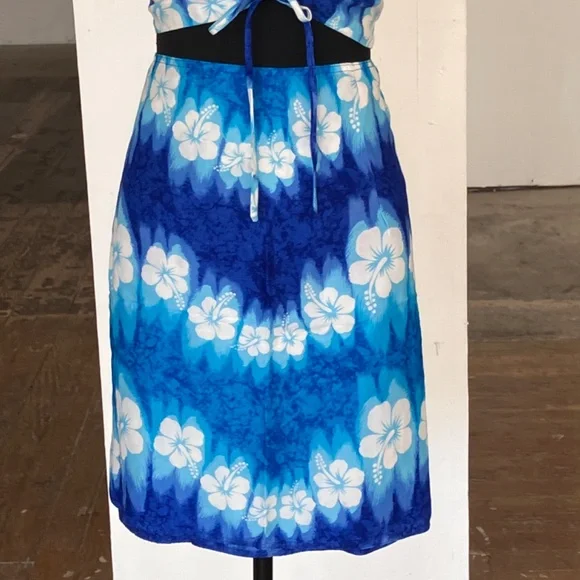 Blue and white floral print 2pc set - Picture 8 of 10